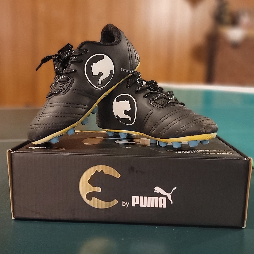 Shoes for soccer